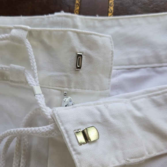 Chaps White Shorts Women's 16 NWT - Picture 6 of 6